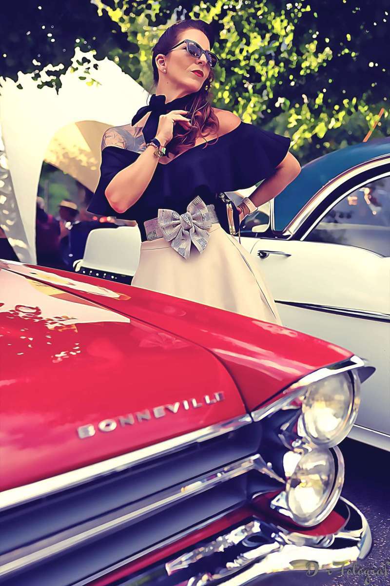 JW225376-Comic-Style