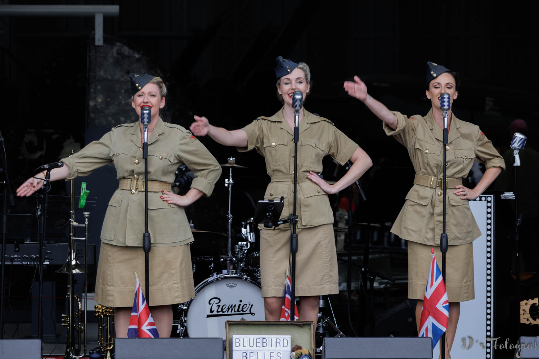 1097_JW235058_1920x1280