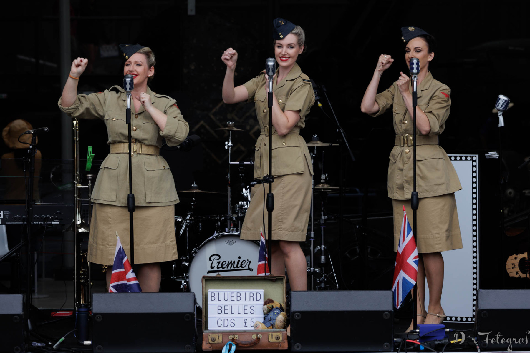 1104_JW235082_1920x1280